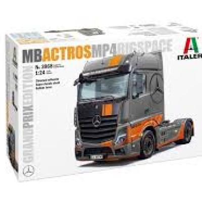 Italeri 3968S 1/24 Mercedes Benz Actros MP4 Big Space Grand Prix Editi