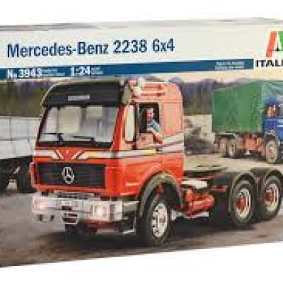 Italeri IT-3943S 1/24 Mercedes Benz 2238 6x4