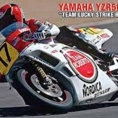 Hasegawa 21707 1/12 Yamaha YZR500 (OW98) Team Lucky Strike Roberts 1988