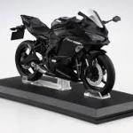 青島社1/12川崎Ninja ZX-25R金屬火花黑模型