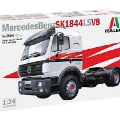 Italeri IT-3956S 1/24 Mercedesw-Benz SK 1844LS V8