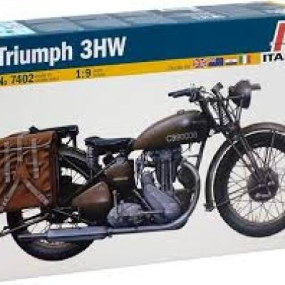 Italeri IT-7402 1/9 Triumph 3HW Motorcycle