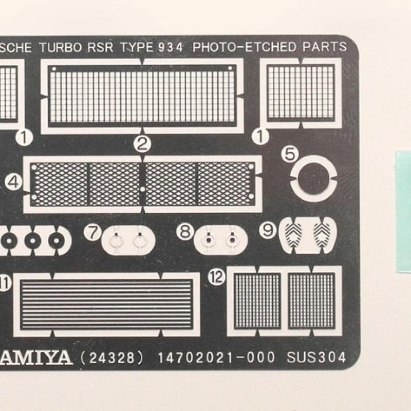 Tamiya 1/24 Porsche 934 Jaeger Meister model kit