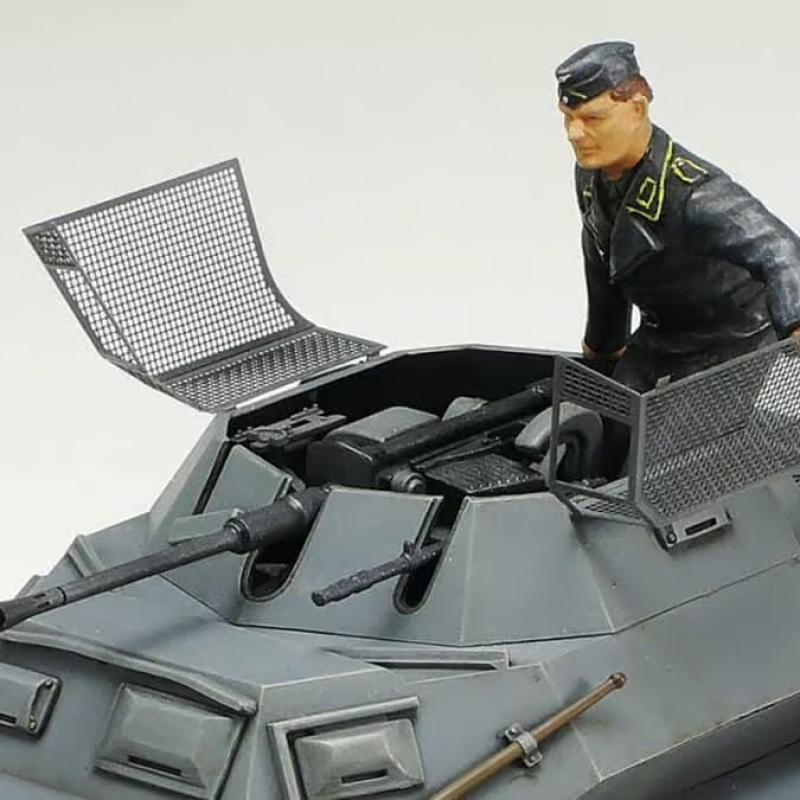 Tamiya 35270 1/35 德軍 Sd.Kfz. 222 裝甲偵察車模型套裝